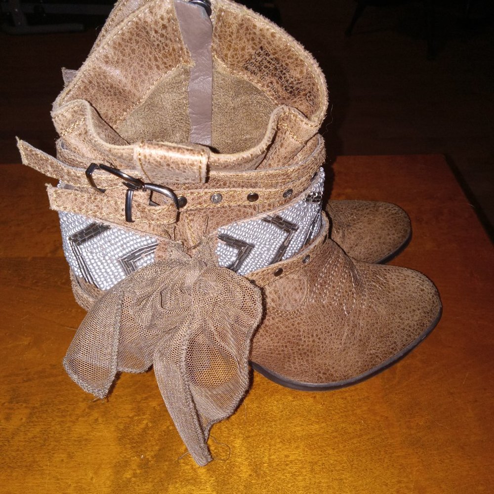 NOT RATED Studded Beaded Cowboy Booties - Picture 2 of 6